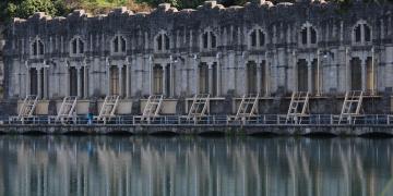 hydroelectric infrastructure renewables